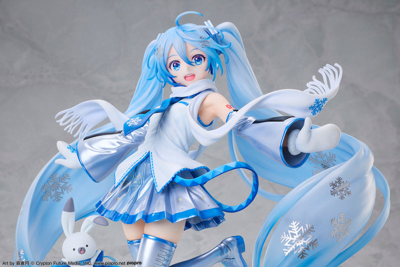 Design COCO Character Vocal Series 01: Hatsune Miku Series Snow Miku Sky Town 10th Anniversary Ver. 1/7 Scale Figure (Pre-Order)