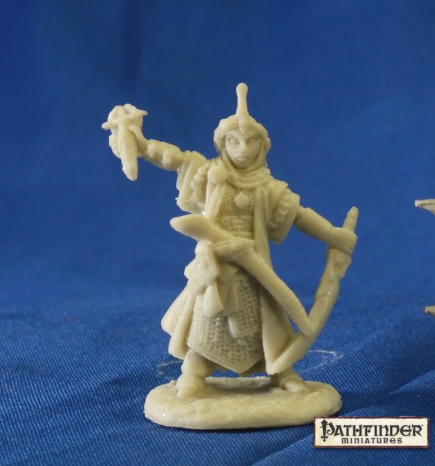 Reaper Miniatures: Pathfinder Bones - Kyra, Iconic Cleric